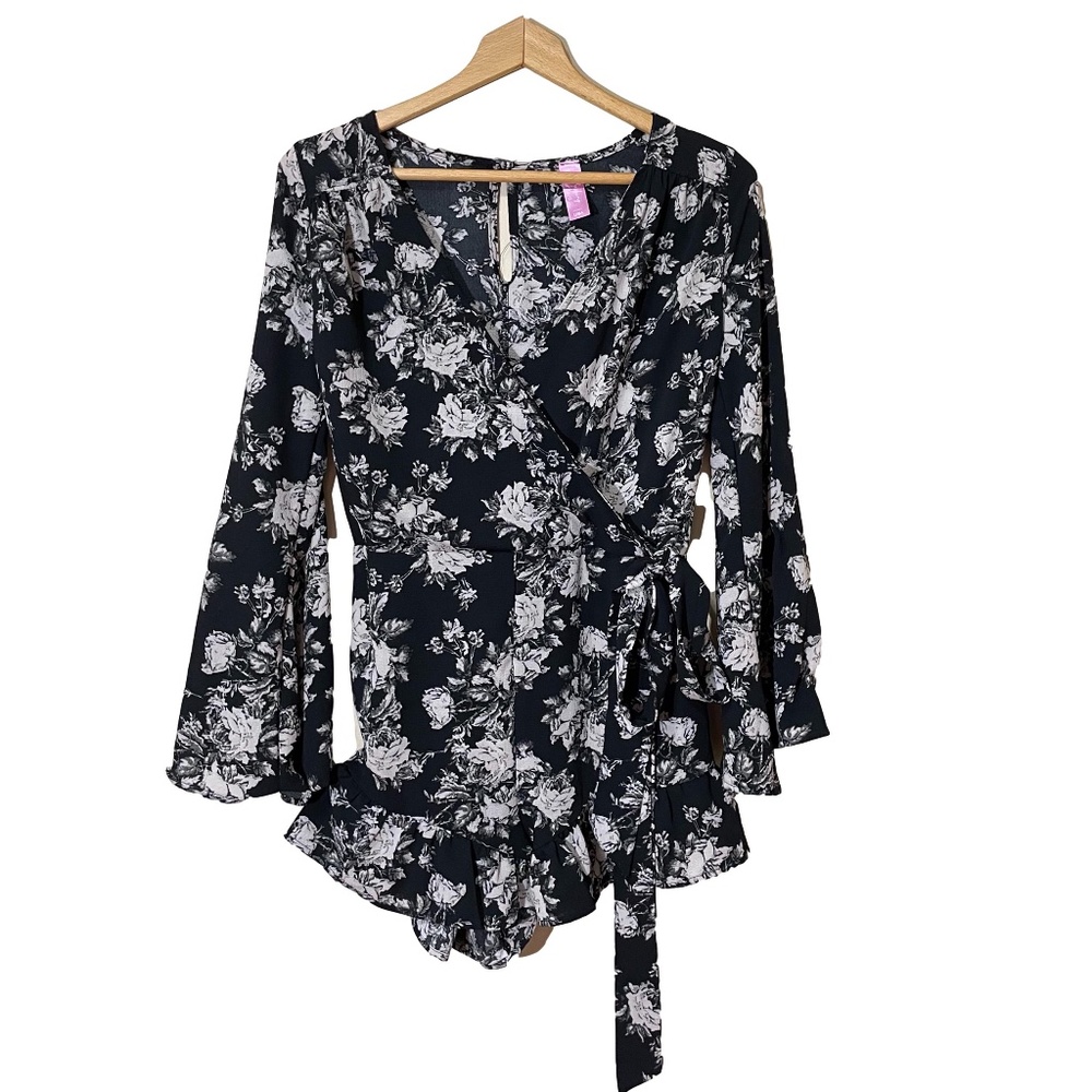 Floral black & white long sleeve romper | flare